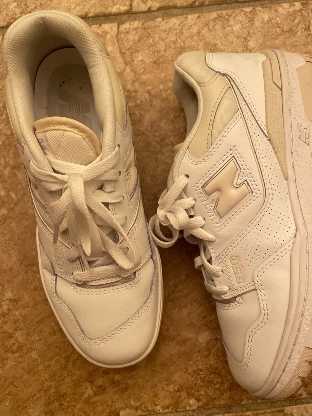 New Balance Cream/White 550 Classic Athletic Sneakers